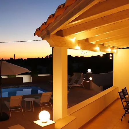 Lana - Heated Pool - Sea View - Two Independent Floors