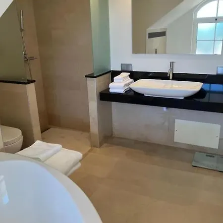 Lana - Free Pool Heating - Sea View - Two Independent Floors * District de Faro
